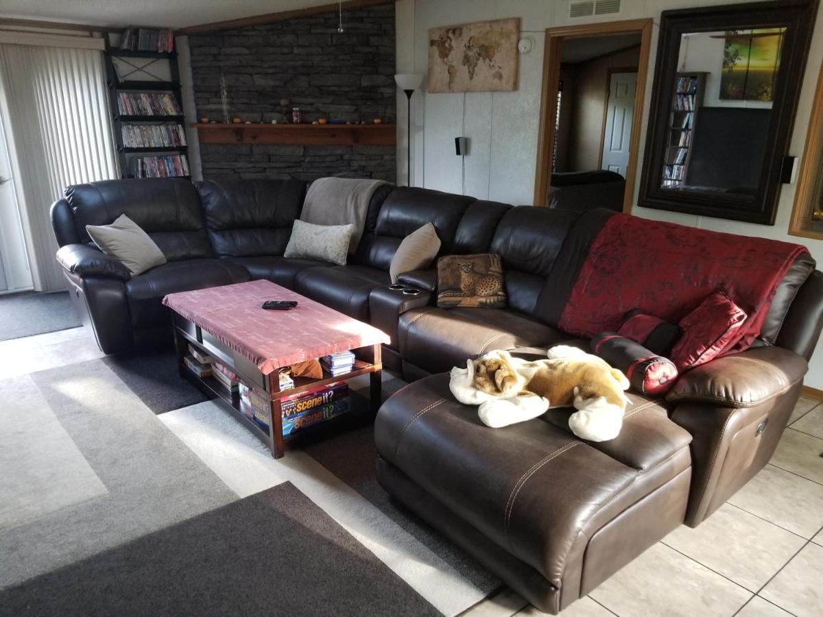 Private Pet Friendly Near Exotic Deer Farm Close To Pigeon Forge, Gatlinburg Tn *